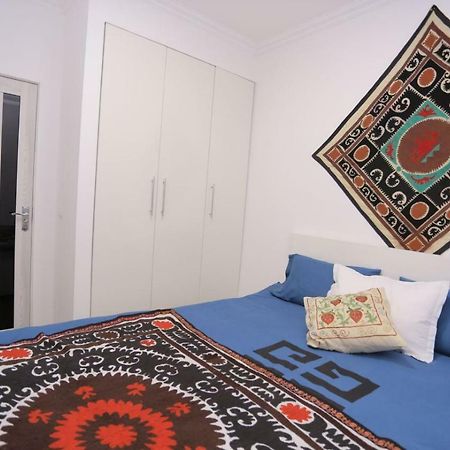 Luxury 2 Bedrooms Apartment Walking Distance From Gur-Emir Szamarkand Kültér fotó