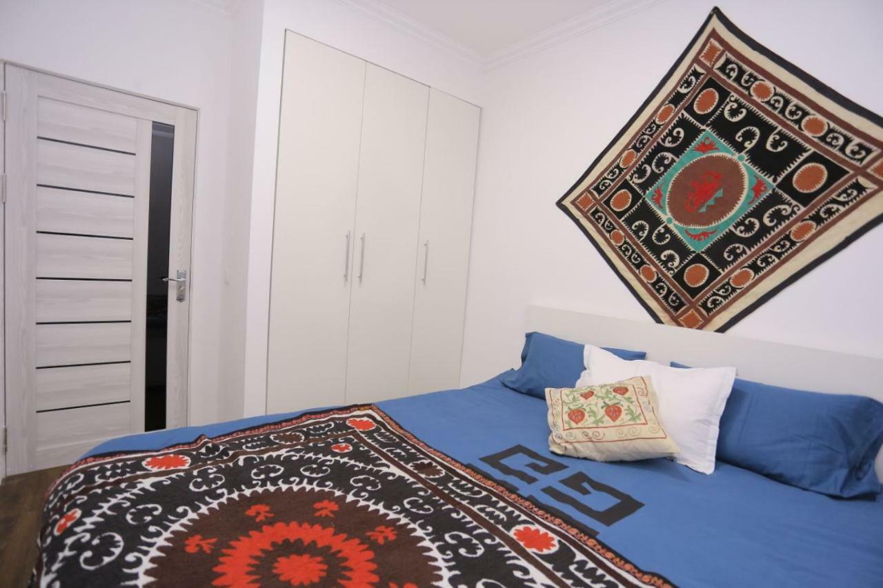 Luxury 2 Bedrooms Apartment Walking Distance From Gur-Emir Szamarkand Kültér fotó