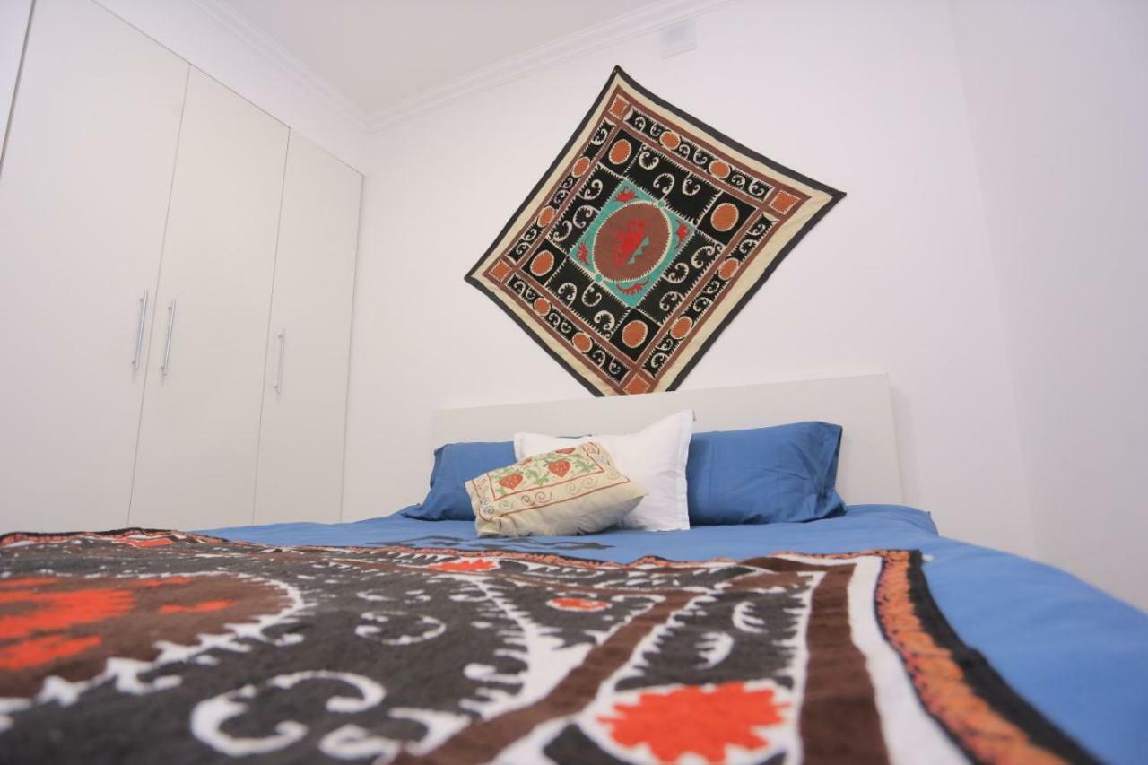 Luxury 2 Bedrooms Apartment Walking Distance From Gur-Emir Szamarkand Kültér fotó