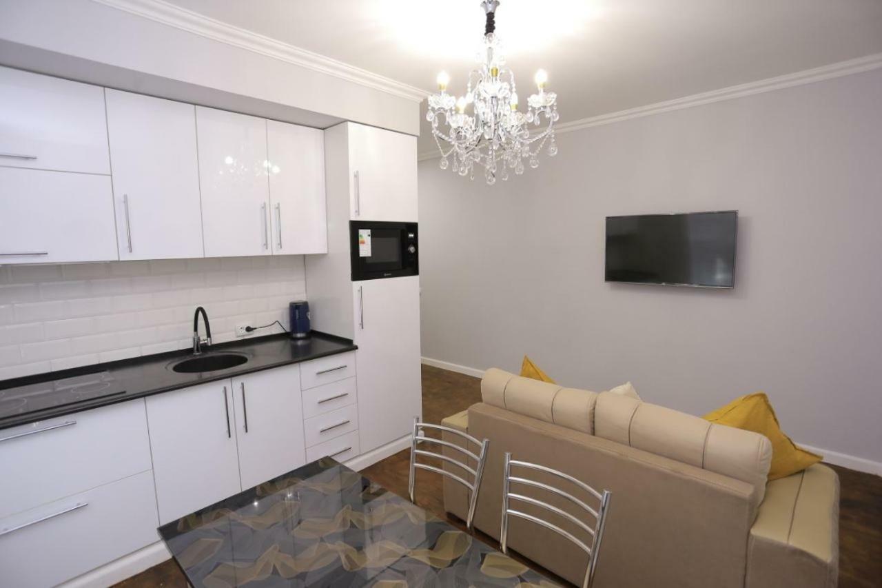 Luxury 2 Bedrooms Apartment Walking Distance From Gur-Emir Szamarkand Kültér fotó